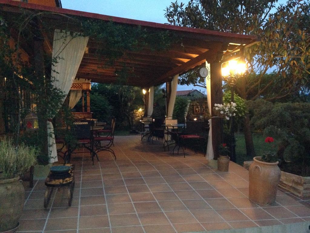 Hosteria Las Fuentes Rubayo Extérieur photo
