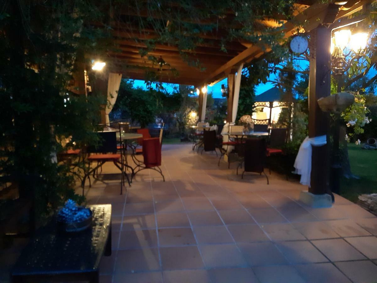 Hosteria Las Fuentes Rubayo Extérieur photo